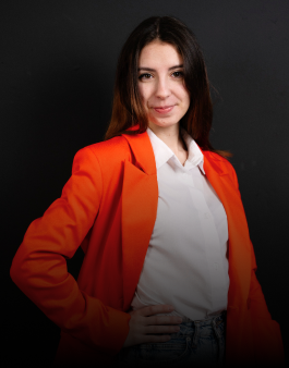 Диана Коваленко Ассистент генерального директора INTELLTEX
